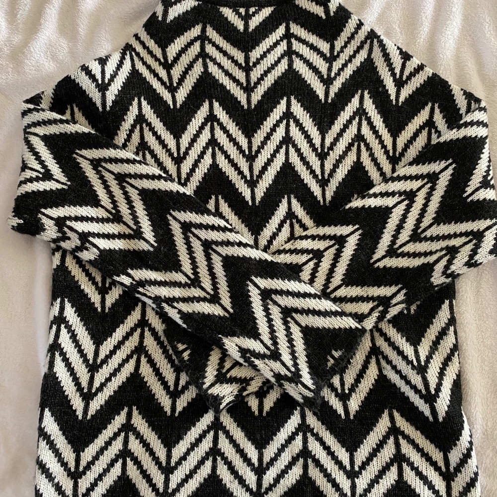 Brand new sweater